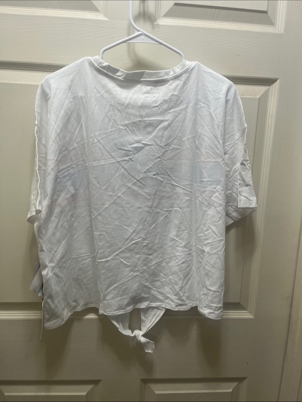 WEAR White Gators Tie-Front Crop Top XXL - Picture 5 of 6